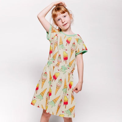 Kortærmet kjole med is