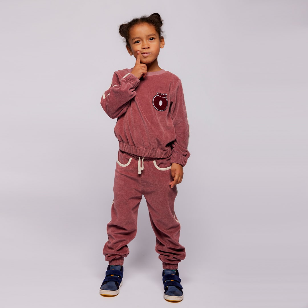 Yapeen velour sweatshirt med æble