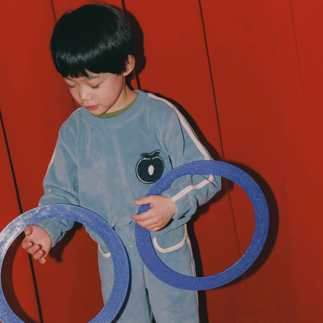 Yapeen velour sweatshirt med æble