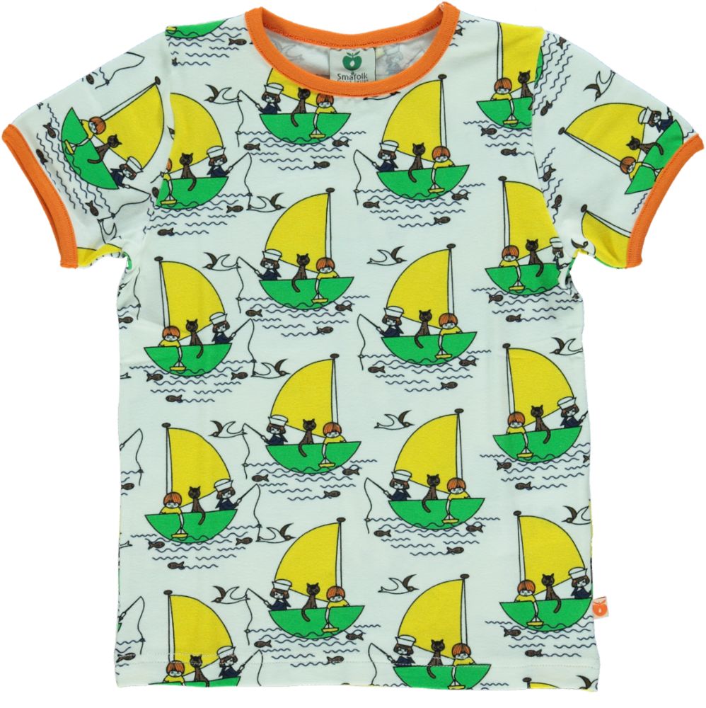 T-shirt med børn på båd fra Småfolk