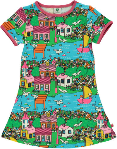 Kortærmet kjole med sommer landskab til børn